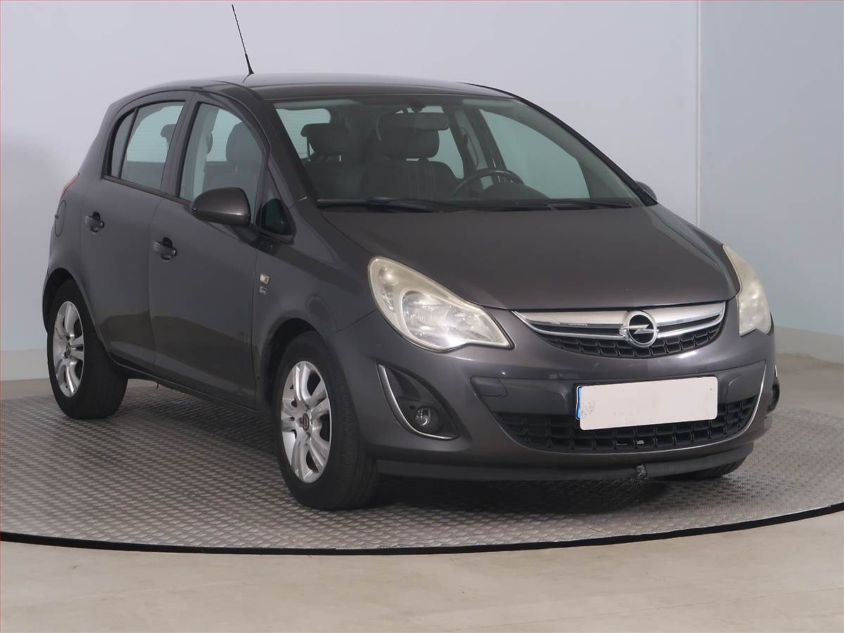 Opel Corsa 1.2, Serv.kniha, Tempomat