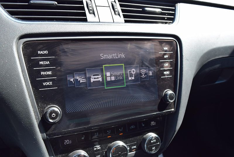 Škoda Octavia (2019) 1.5TSI 110kw AMBI VÝHŘEV NAVI - fotka 26 z 50