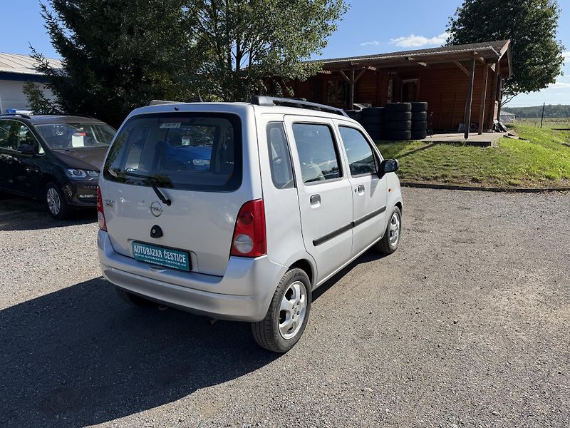 Opel Agila 1.0i - fotka 6 z 21