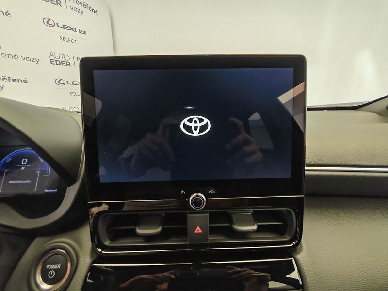 Toyota Yaris Cross 1.5 Hybrid CVT Style 4x2 - fotka 28 z 37