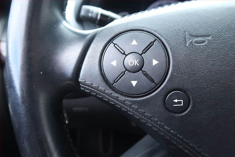 Mercedes-Benz Třídy S (2011) AMG Paket S 350 L, Automat - fotka 16 z 28