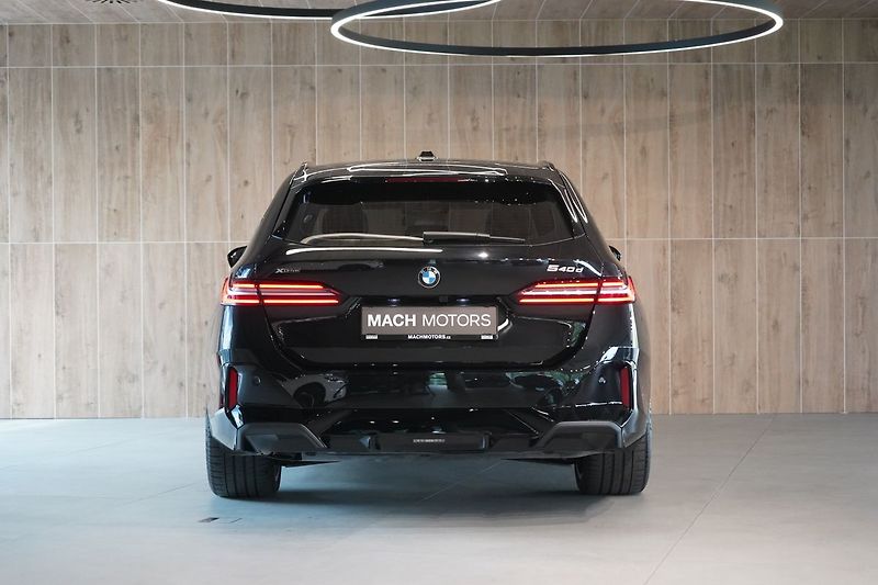 BMW Řada 5 540d xDrive, Bowers, Tažné - fotka 12 z 50
