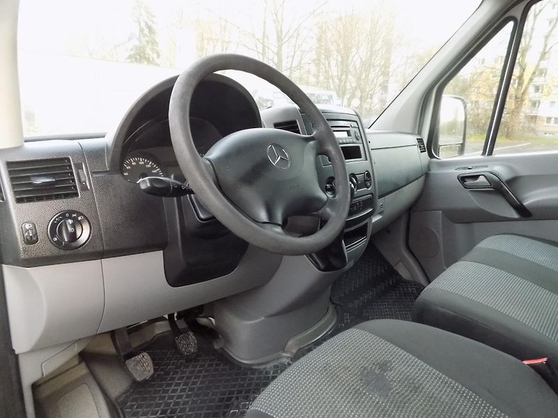 Mercedes-Benz Sprinter (2010) 2,2 95KW L2H1 6MÍST  - fotka 20 z 39