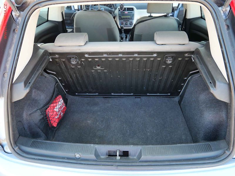 Fiat Punto (2005) 1.4i, AC, STK6/28 - fotka 7 z 13