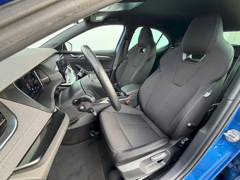 Škoda Octavia (2021) 2.0 TDI 110kW Style Plus Sport - fotka 6 z 35
