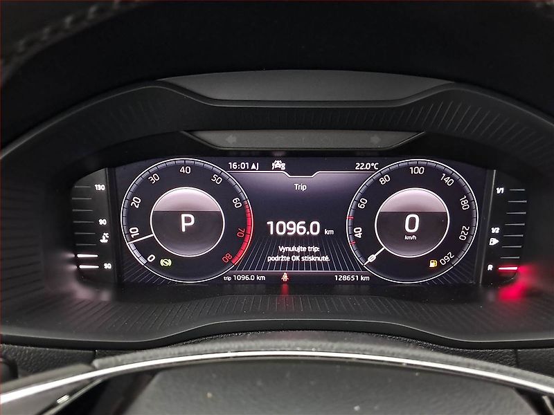 Škoda Karoq (2021) Style 1.5 TSI - fotka 11 z 28