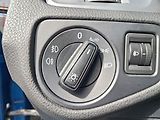 Volkswagen Golf (2014) 1.6 TDi, autoAC - náhled 16