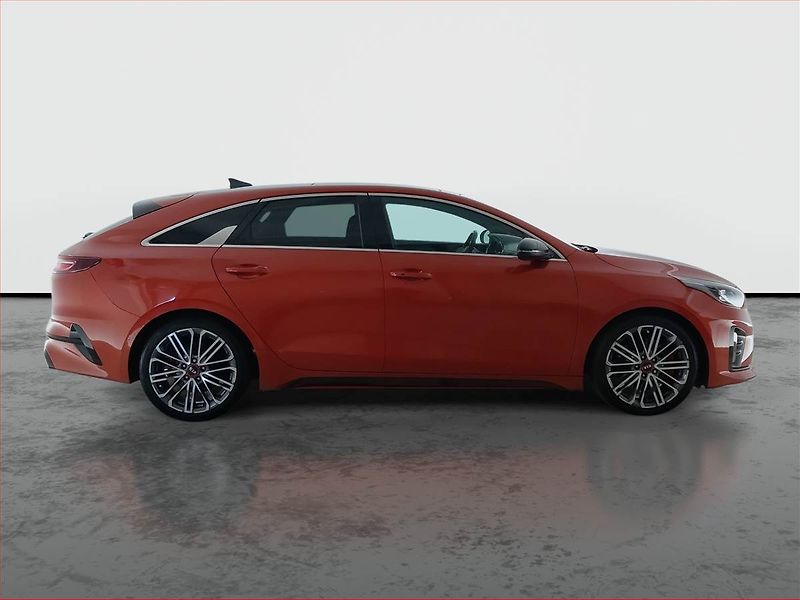 Kia Pro_Ceed (2022) GT 1.6 T-GDI - fotka 6 z 17