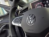 Volkswagen Passat Variant (2025) R-Line 2.0 TDI BlackStyle - náhled 22