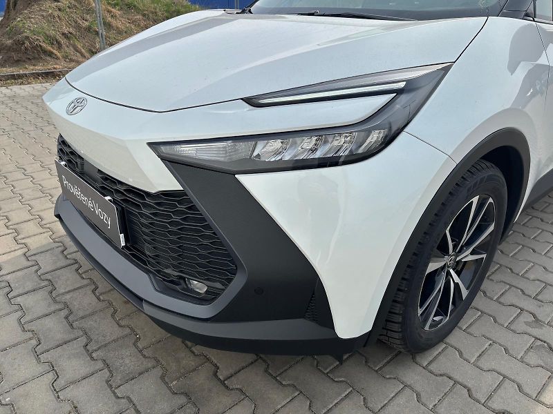 Toyota C-HR 2,0 HEV e-CVT Style - fotka 25 z 27
