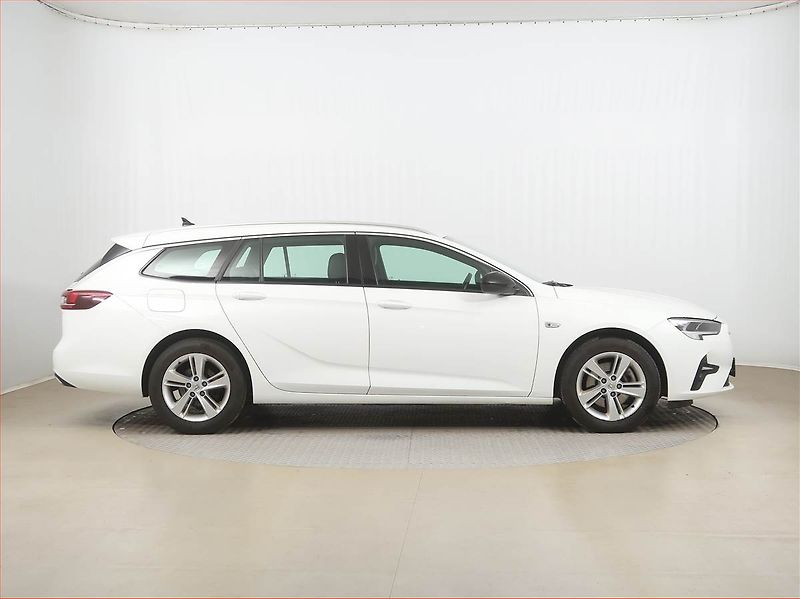 Opel Insignia (2021) 2.0 CDTI, Automat, ČR,1.maj - fotka 6 z 17