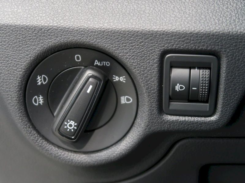 Škoda Kamiq (2024) SELECTION 1.0TSI 85KW - fotka 34 z 38