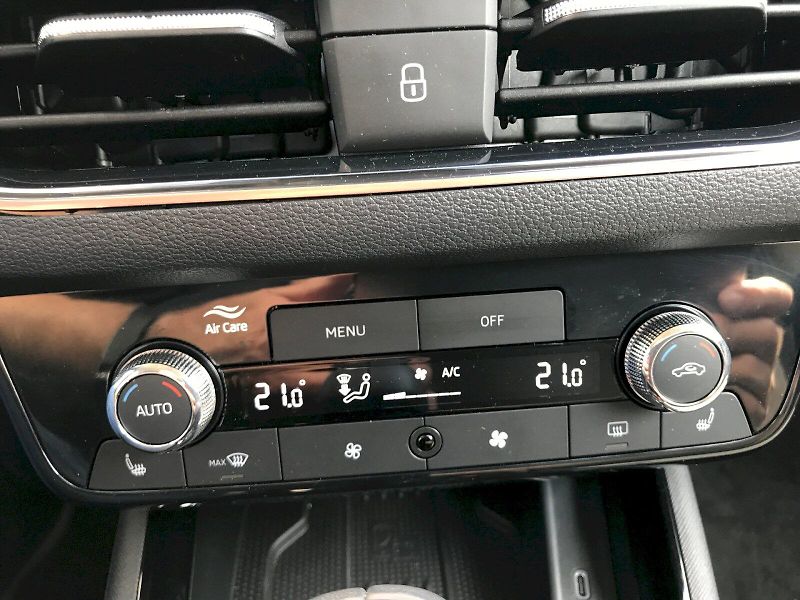 Škoda Scala (2024) SELEC TOP TSI 110/1.5 A7F - fotka 22 z 28