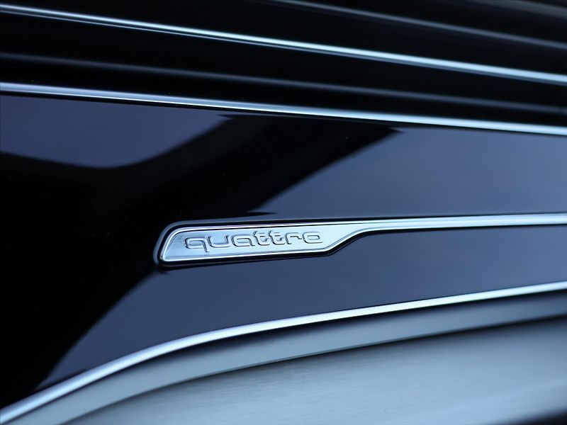 Audi Q7 3,0 TDI Quattro Tiptronic S li - fotka 21 z 36
