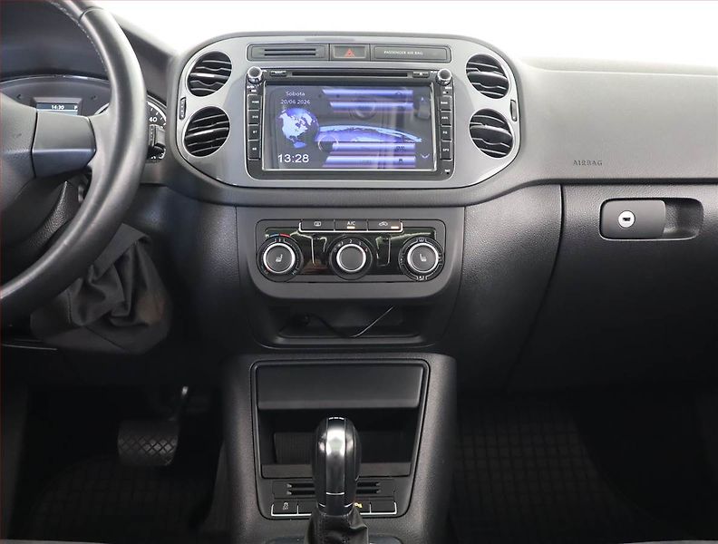 Volkswagen Tiguan (2012) Sport 2.0 TDI, 4X4, Automat - fotka 12 z 24