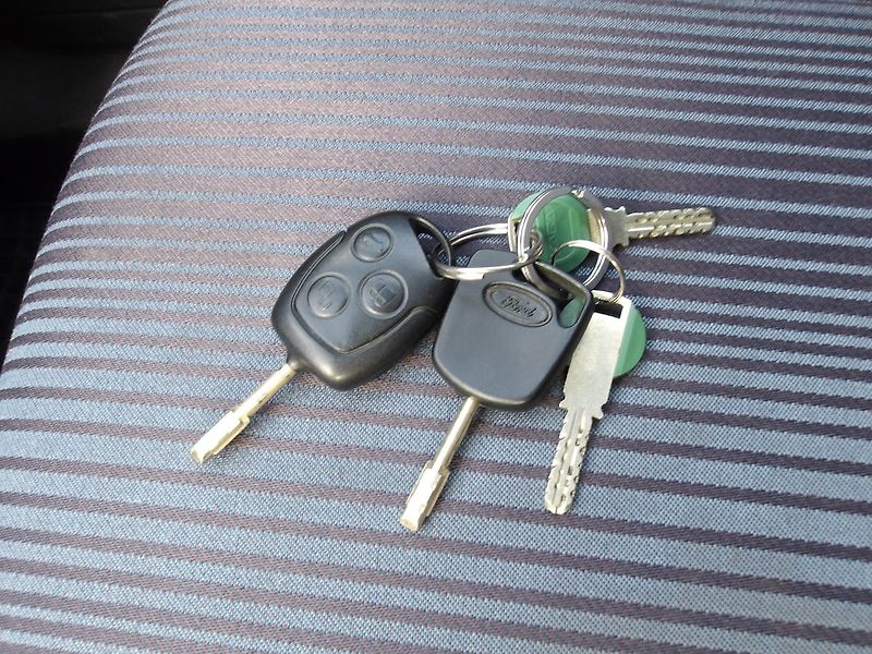 Ford Fusion 1,4i 55kW Naj. 75000km - fotka 20 z 24