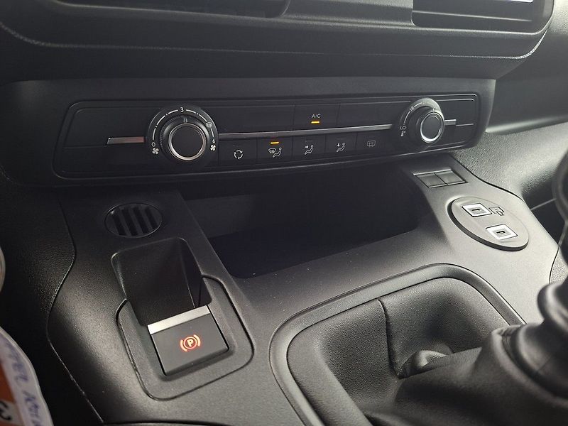 Peugeot Rifter ACTIVE 1.5 BHDi 100k M6 - fotka 22 z 23