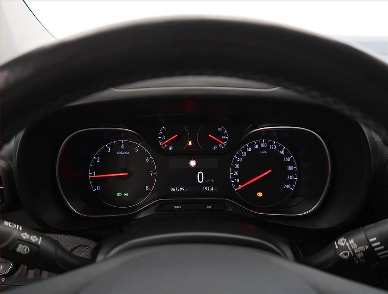 Opel Combo (2022) Maxi Elegance 1.5 CDTI, 7Míst - fotka 11 z 24