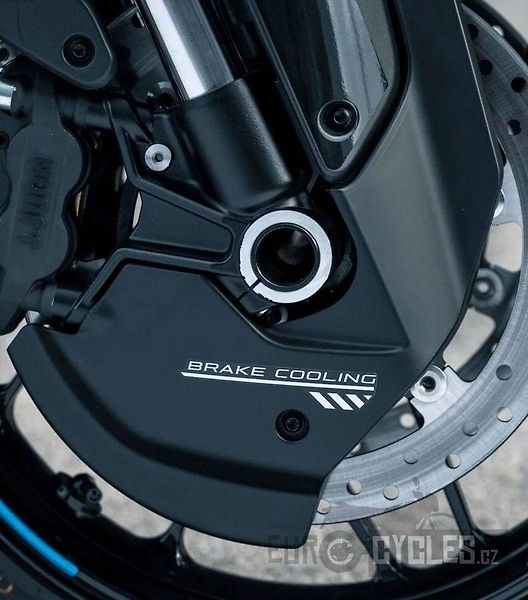 CFMOTO (2026) 675 NK - fotka 8 z 12