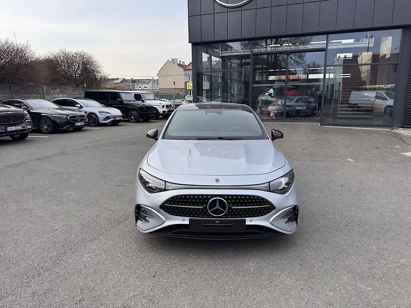 Mercedes-Benz CLA (2026) 200 4M - fotka 2 z 23