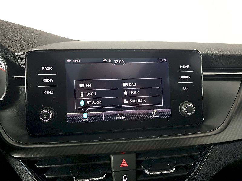 Škoda Scala (2022) 1.5TSi 110kW MONTE CARLO - fotka 18 z 29