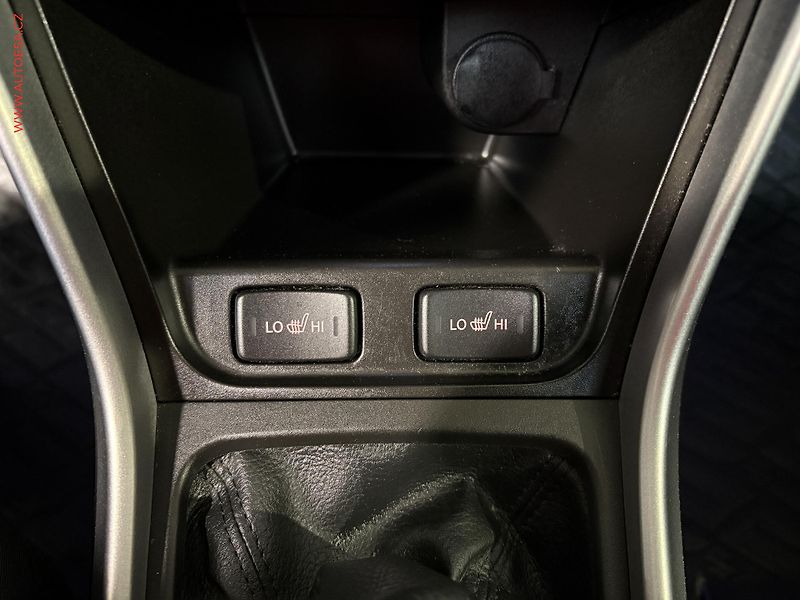 Suzuki S-Cross (2017) 1.4BJet, 1.maj,ČR, Comfort - fotka 17 z 17