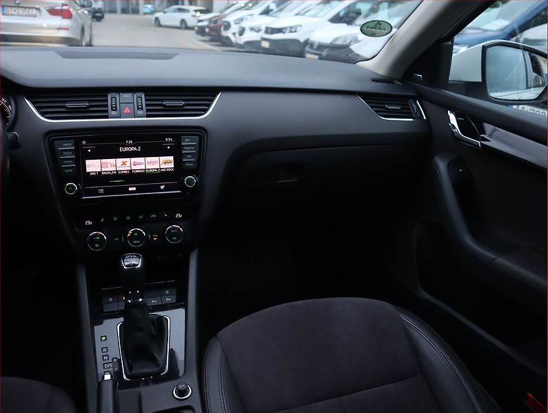 Škoda Octavia (2017) Laurin&Klement 2.0 TDI, 4X4 - fotka 8 z 22