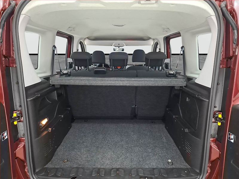 Fiat Dobló (2014) 1.4 T Natural Power, 5Míst - fotka 13 z 16