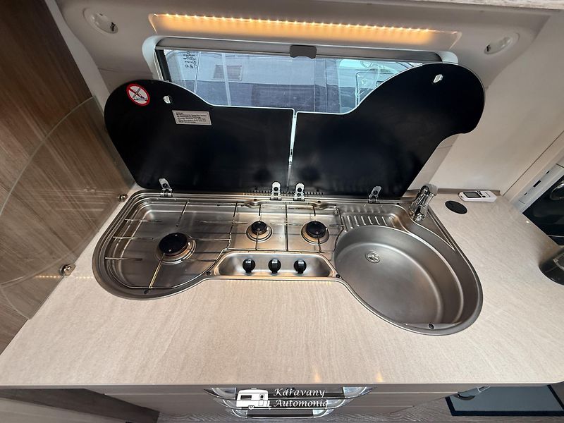 Hobby Ostatní (2017) 650 KMFe DeLuxe Edition TOP - fotka 19 z 33