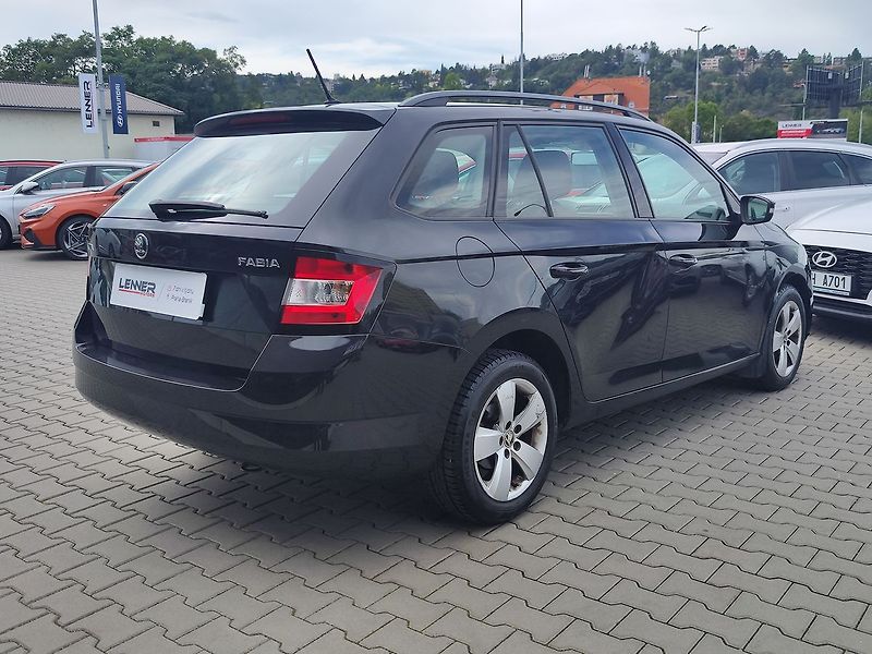 Škoda Fabia 1.2 TSI/66kW Ambition - fotka 5 z 26