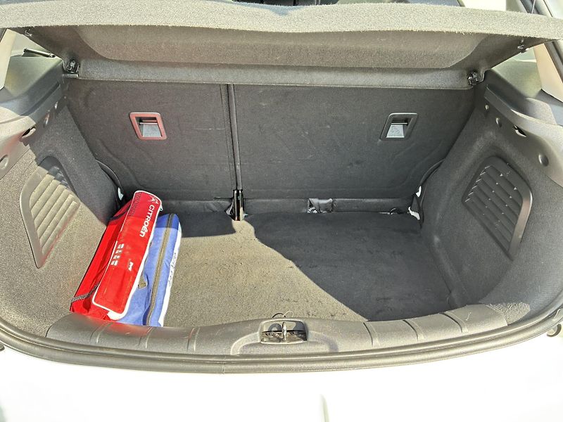 Citroën C3 1.2 VTi 60kW - fotka 12 z 19