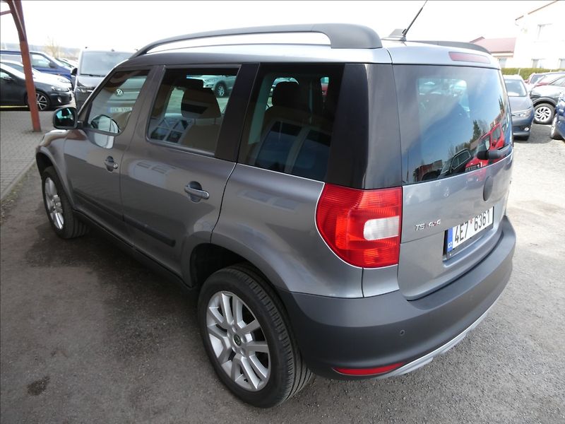 Škoda Yeti 1,8 TSI 118 kW Experience 4x4 - fotka 7 z 49