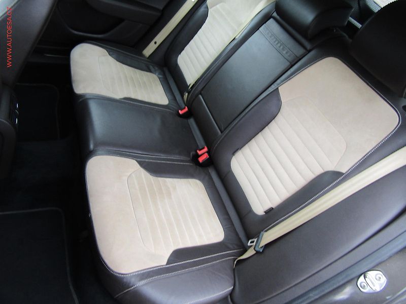 Volkswagen Passat (2012) 2.0TDi 4x4, DSG, bixen - fotka 9 z 16
