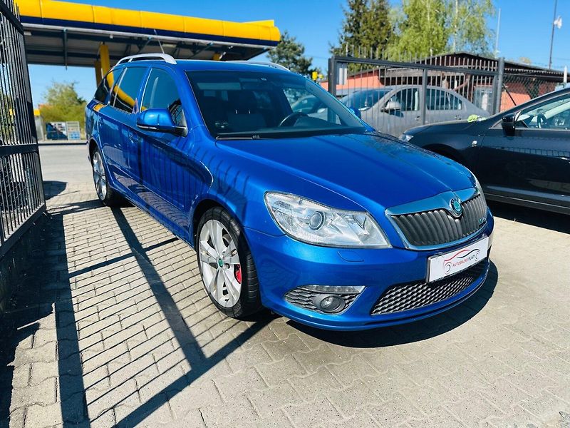 Škoda Octavia (2010) 2.0TDi RS DSG, PO SERVISU - fotka 1 z 16