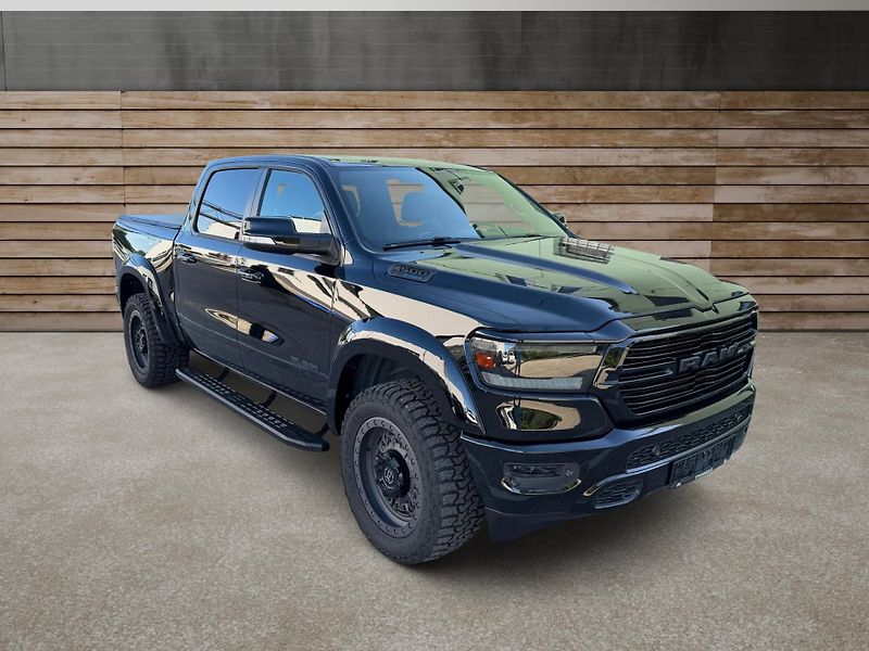 Dodge RAM (2021) +BLACK RHINO+BLACK EDITION+ - fotka 1 z 25