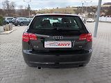 Audi A3 1,6 TDI,XENON,VÝHŘEV,  Sportba - náhled 6
