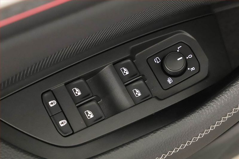 Škoda Kodiaq (2025) 2.0 TSI, Exclusive Selection - fotka 26 z 29