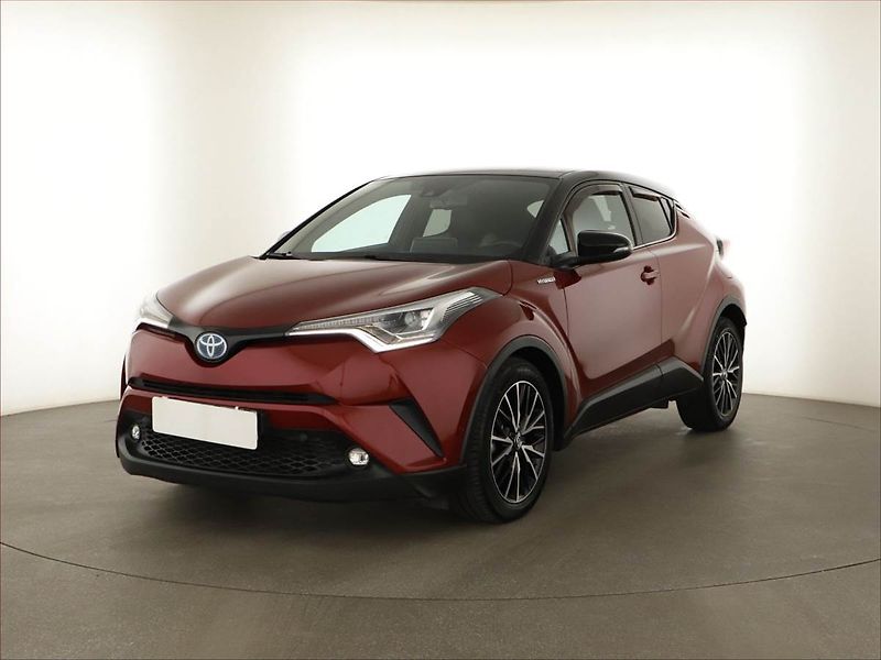 Toyota C-HR (2019) 1.8 Hybrid - fotka 2 z 15