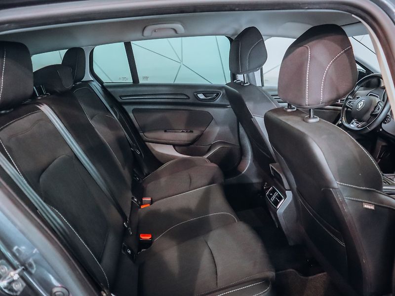 Renault Mégane 1.3Tce Limited 103kW - fotka 23 z 25