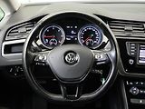 Volkswagen Touran - náhled 17