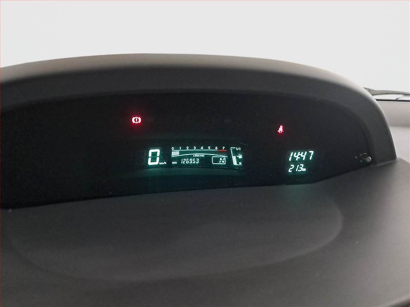 Toyota Yaris (2009) 1.33 Dual VVT-i, Automat - fotka 11 z 15