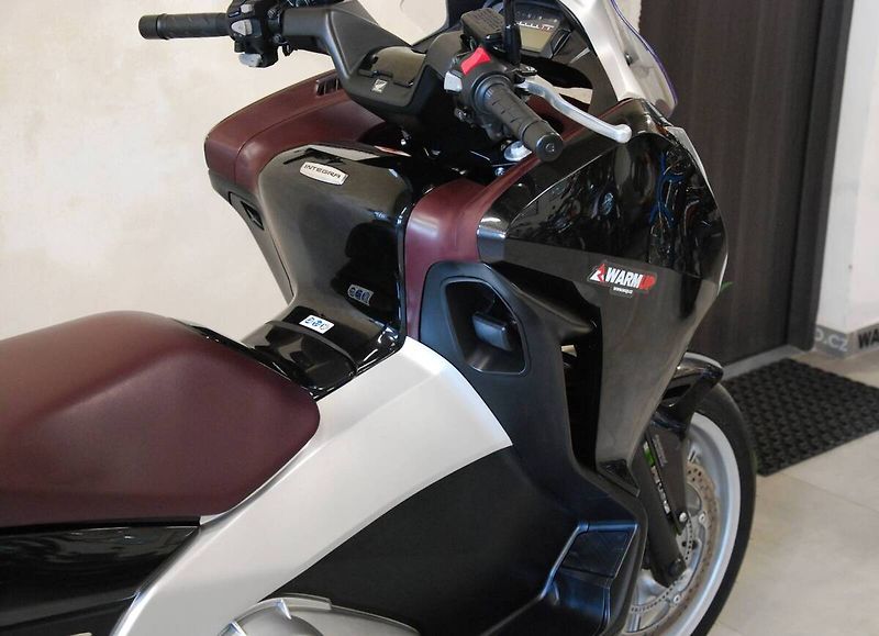 Honda NC 750 D Integra (2013) NC 700 D Integra - hezký stav - fotka 7 z 20