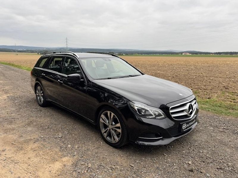 Mercedes-Benz Třídy E MB E 200 CDi kombi - fotka 1 z 35
