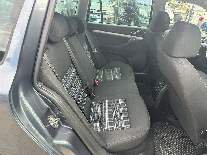 Škoda Octavia Style 2.0 TDi 103kW serviska - fotka 16 z 22