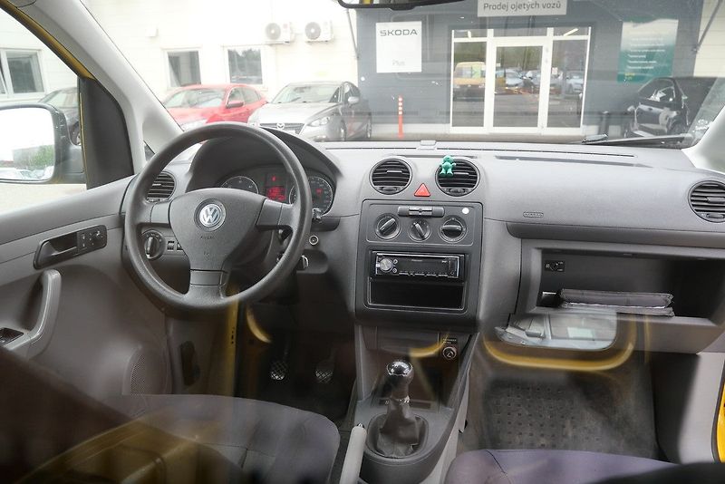 Volkswagen Caddy - fotka 6 z 6