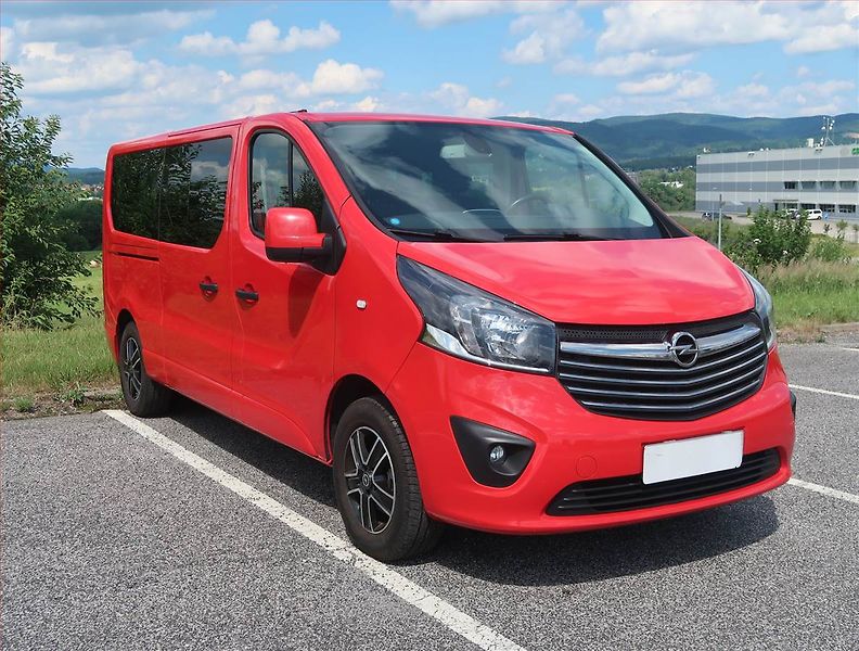 Opel Vivaro (2015) 1.6 CDTI, Bus, 9Míst, ČR - fotografie inzerátu
