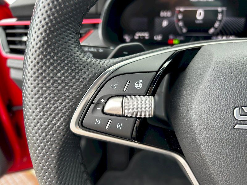 Škoda Scala (2025) 1.5 TSI 110kW DSG Monte Carlo - fotka 8 z 35