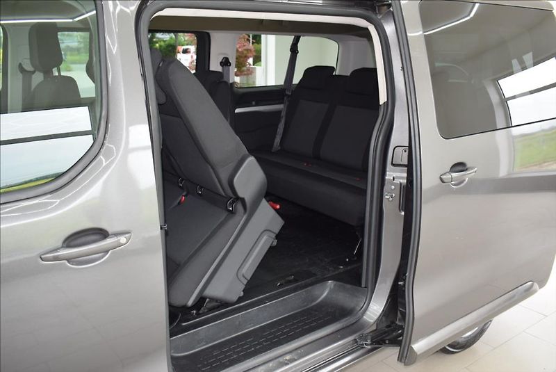 Peugeot Traveller 2,0 HDi, 8-míst, NAVIGACE - fotka 12 z 33