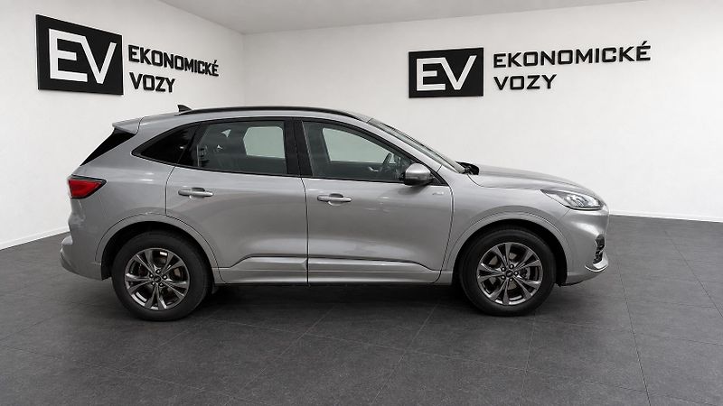 Ford Kuga (2024) 2.5 phev, ST-LINE,50KM DOJEZD - fotka 1 z 21