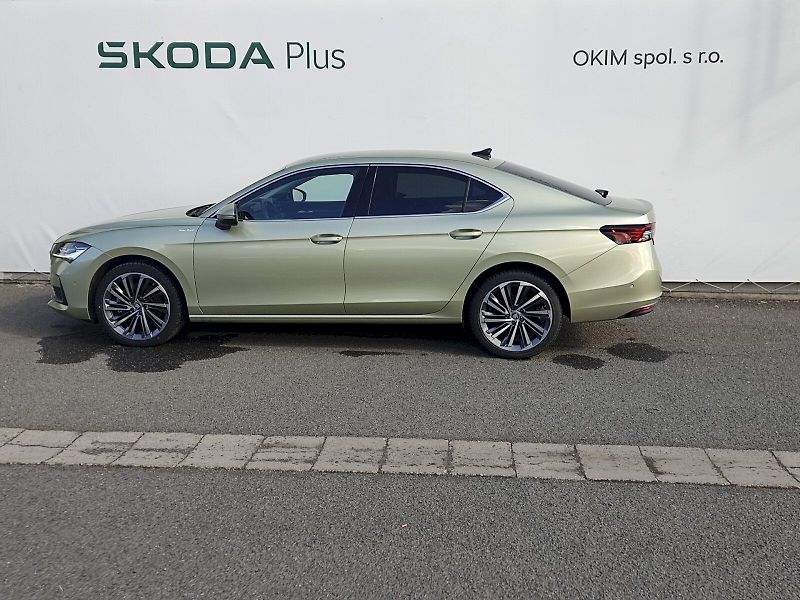 Škoda Superb (2025) L&K 2,0 Tdi 142 Kw 4x4 DSG - fotka 3 z 41